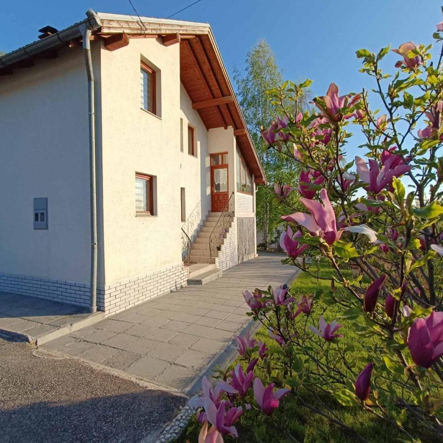 Holiday Home Greenサラエヴォ エクステリア 写真
